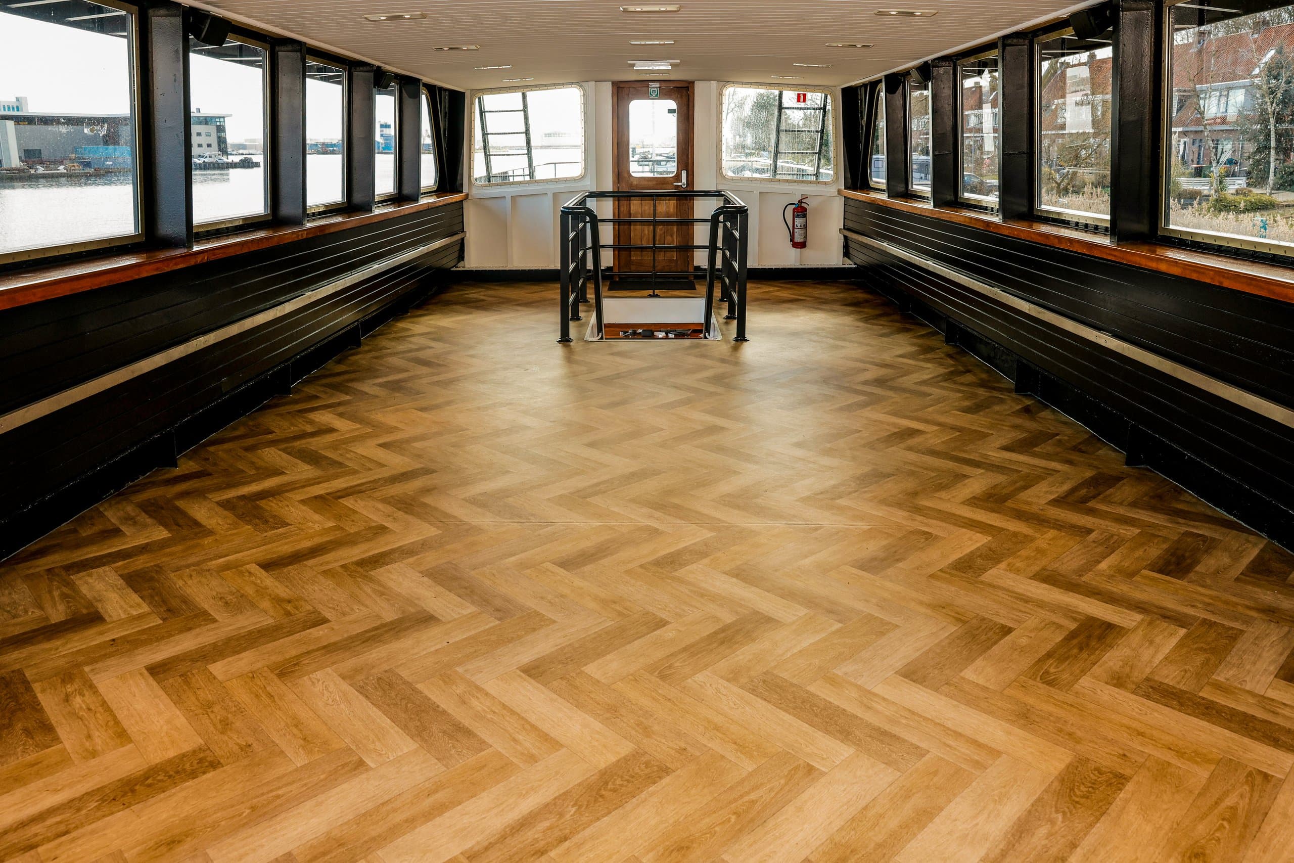 Upper Salon 1
